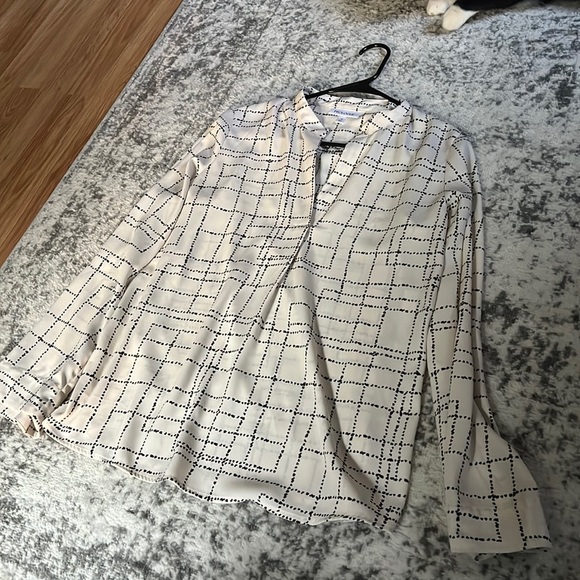 Prologue Tops - Cream Grid Design Blouse